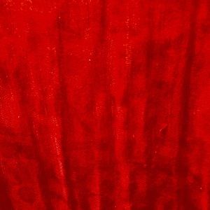 Red Benetton B scarf